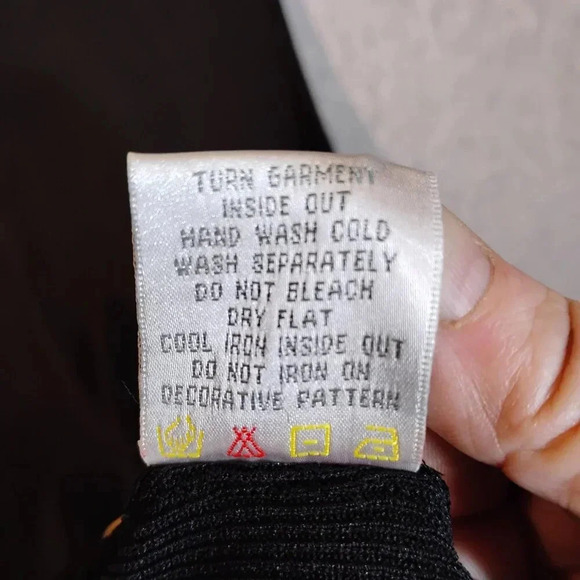 Beta's Choice NWT Black Stretch Knit Gold Sequin Scoop Neck Midi Dress in Medium - Picture 11 of 11